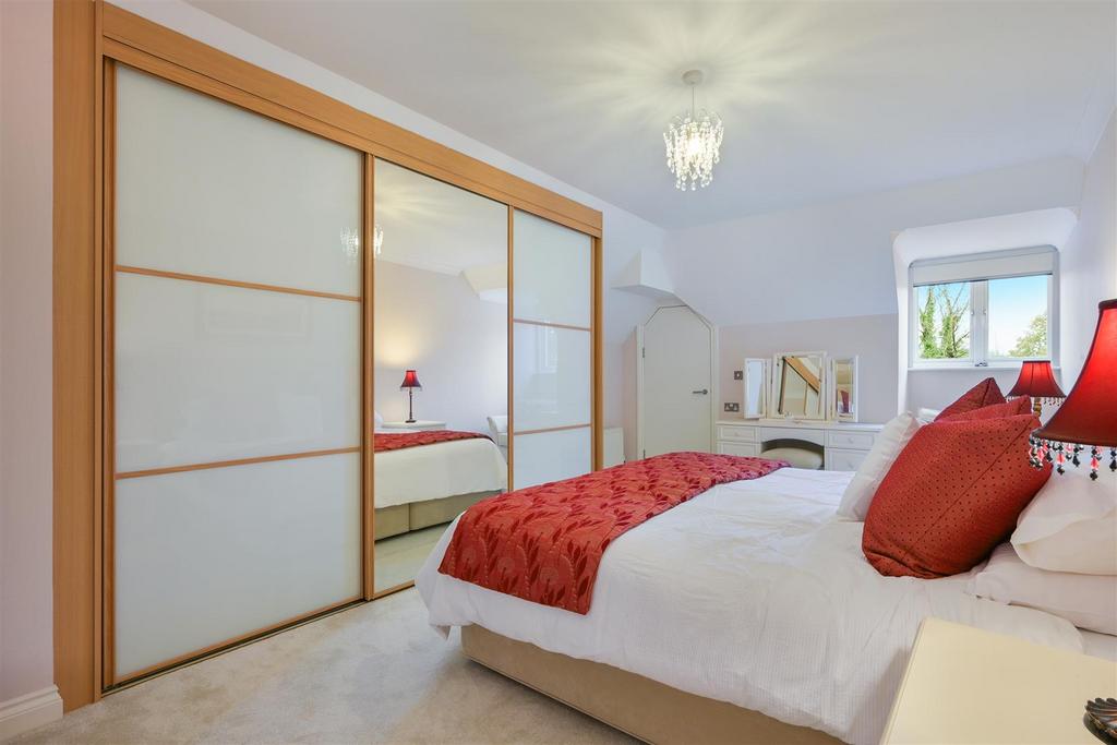 LONG ORCHARDS, FLAT 10- (10).jpg