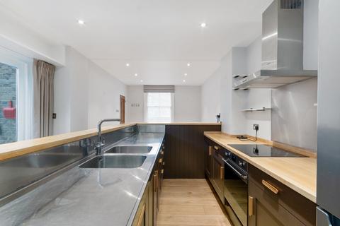 undefined, Lamington Street, Hammersmith W6