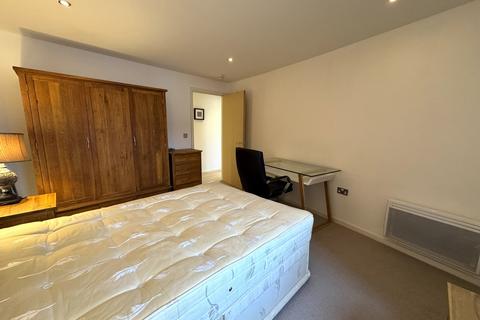 1 bedroom apartment to rent, South Quay, Swansea, SA1