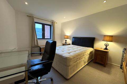 1 bedroom apartment to rent, South Quay, Swansea, SA1