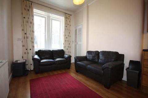 2 bedroom flat to rent, Albion Road, Edinburgh, EH7