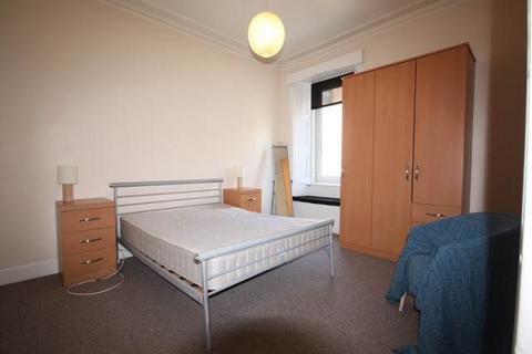 2 bedroom flat to rent, Albion Road, Edinburgh, EH7