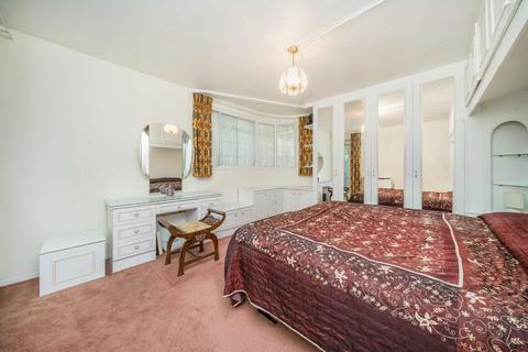 undefined, Sheen Road, Richmond TW9