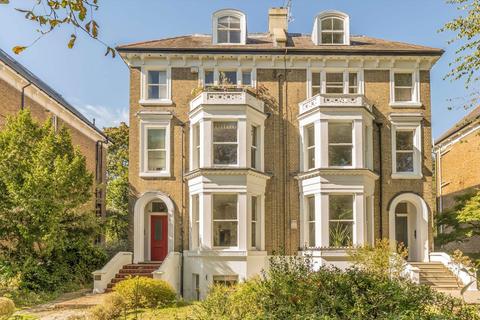 undefined, Cambridge Park, East Twickenham TW1