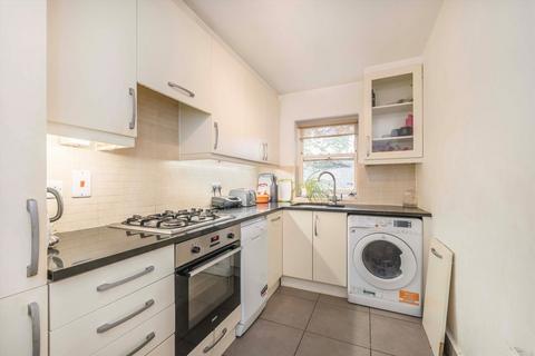 undefined, Cambridge Park, East Twickenham TW1