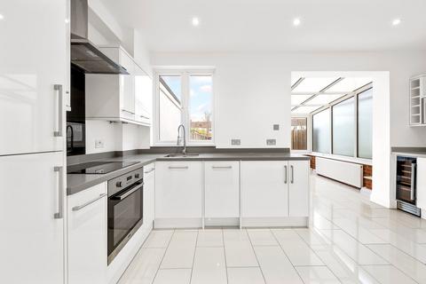 3 bedroom terraced house for sale, Hersham Road, Hersham, KT12
