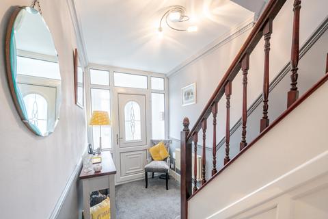 3 bedroom semi-detached house for sale, Racecourse Road, Rotherham S64
