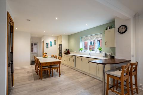 6 bedroom detached house for sale, Jenks Orchard New Road Bromyard, Herefordshire, HR7 4AL