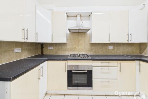 3 bedroom semi-detached house to rent, Lantern Close, Wembley, HA0