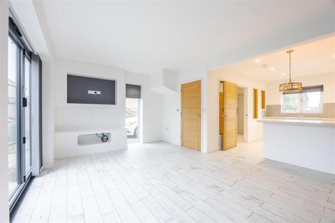 3 bedroom semi-detached house for sale, Chambers Court, Broughton