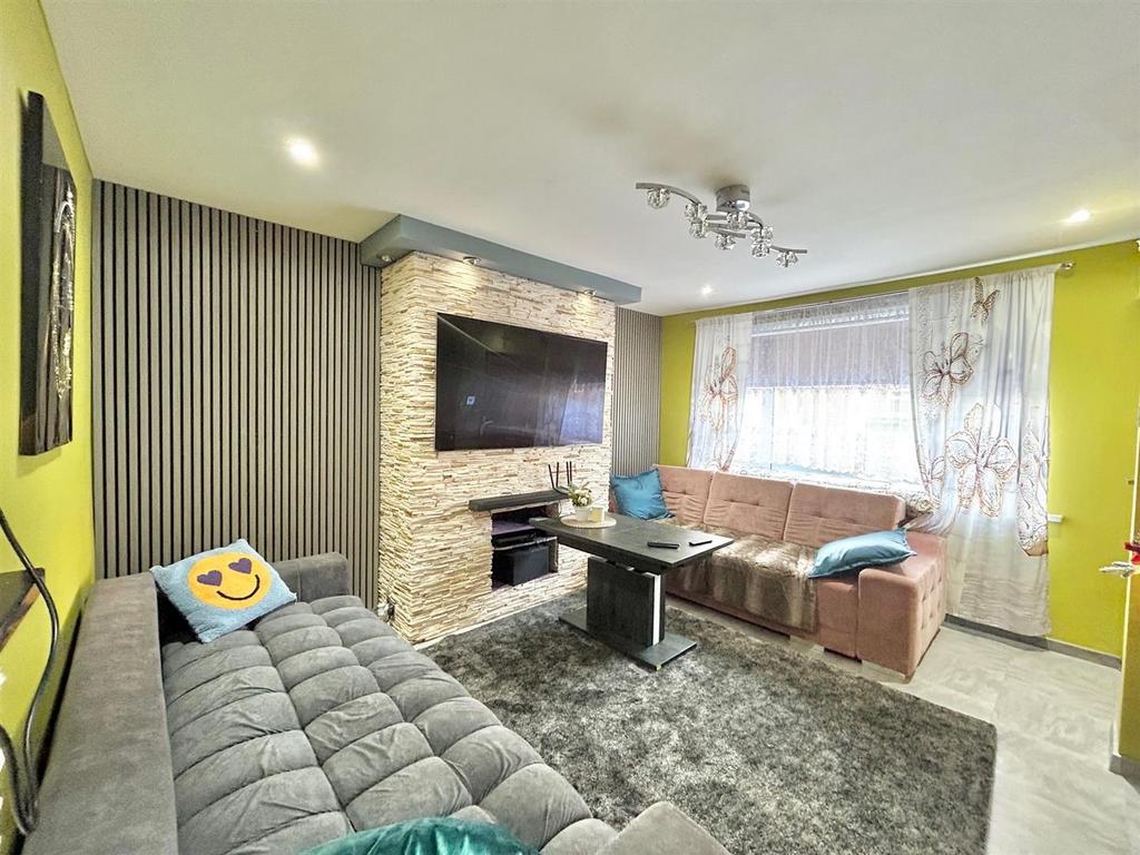 Lounge.jpg