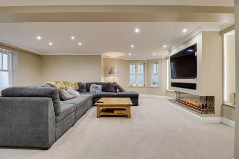 5 bedroom semi-detached house for sale, West Way, Harpenden, AL5