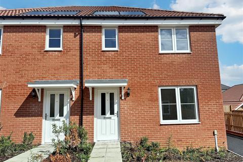 3 bedroom semi-detached house for sale, Coronation Close, Aylesham, Canterbury, Kent