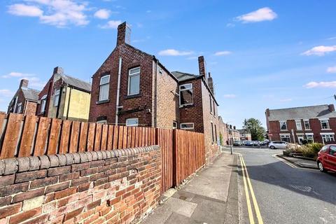 2 bedroom end of terrace house for sale, Barnsley Road, Goldthorpe, Rotherham, South Yorkshire, S63 9LT