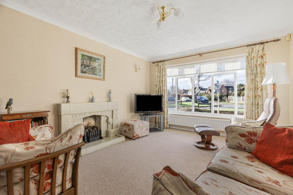 Living/Dining Room