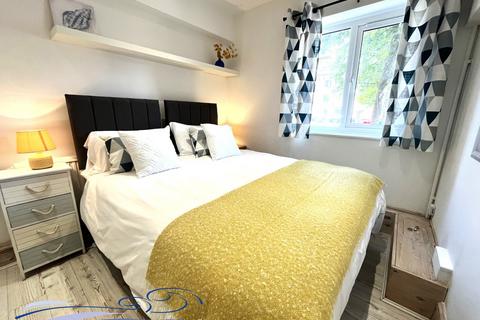 2 bedroom apartment to rent, Abernethy Quay, Maritime Quarter, Swansea, SA1