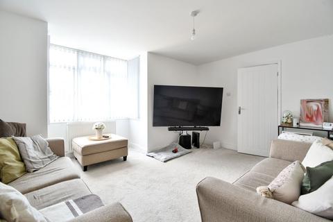 undefined, Queens Drive, Bedford