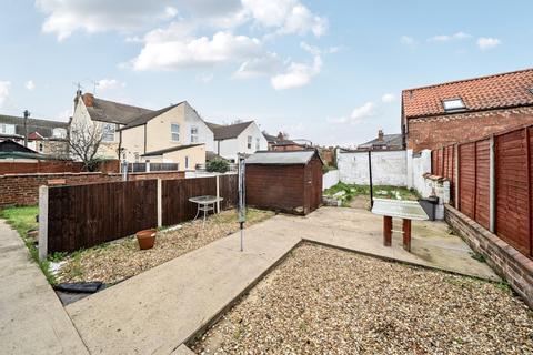 4 bedroom semi-detached house for sale, Carholme Road, Lincoln, Lincolnshire, LN1