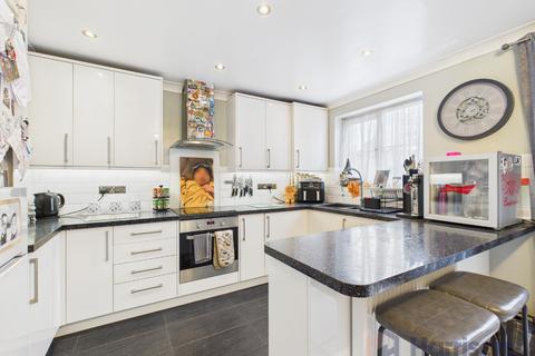 undefined, Yeates Drive, Kemsley, ME10 2UH