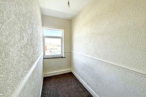 2 bedroom terraced house for sale, Barnsley Road, South Kirkby, Pontefract, West Yorkshire, WF9 3AT