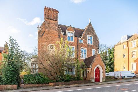 undefined, Crystal Palace Park Road, Crystal Palace, London, SE26