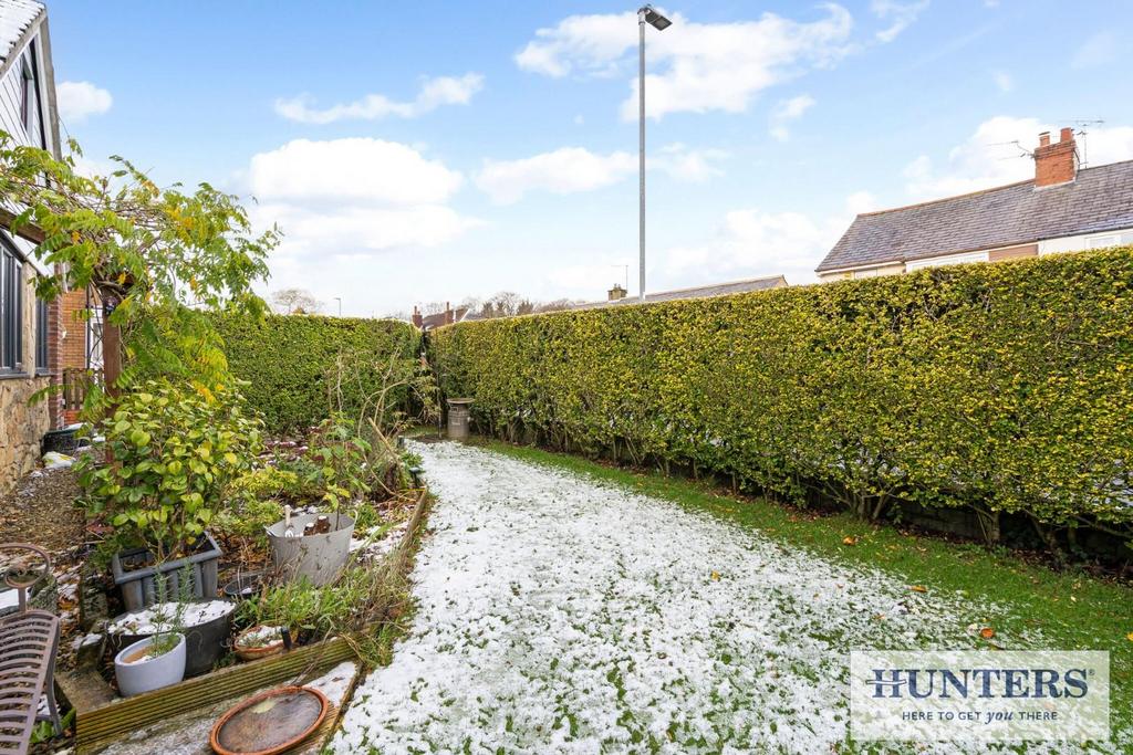 100878 1 Peasehill Close Rawdon-13 - Copy low.jpg