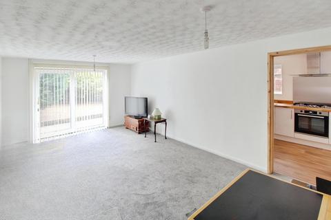 undefined, Poplar Avenue, Peterborough PE1