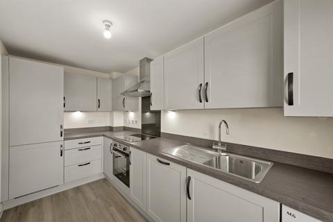 3 bedroom detached house to rent, Nova Close, NN6