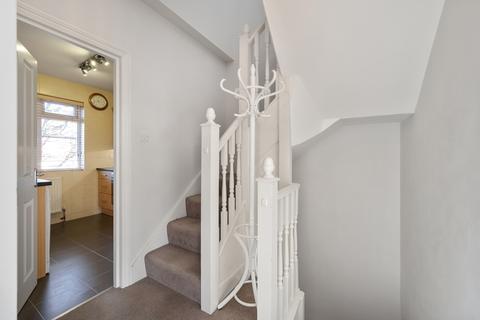 2 bedroom apartment to rent, West Barnes Lane, New Malden KT3