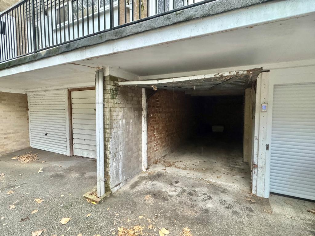 Garage K