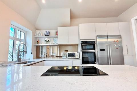 6 bedroom semi-detached house to rent, Richmond TW9
