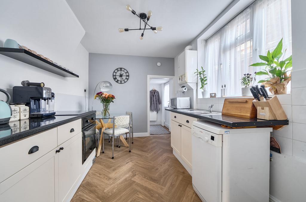 1381286-14-691b29...