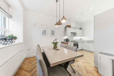 2 bedroom end of terrace house for sale, Bobbin Row, Leeds, LS12