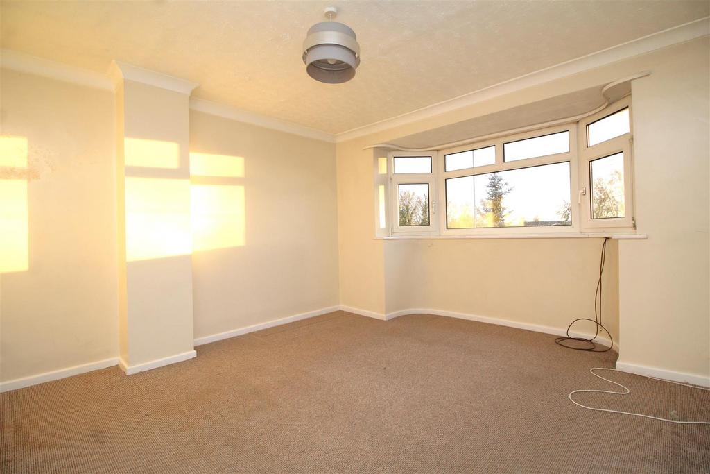 Bedroom 1 .JPG