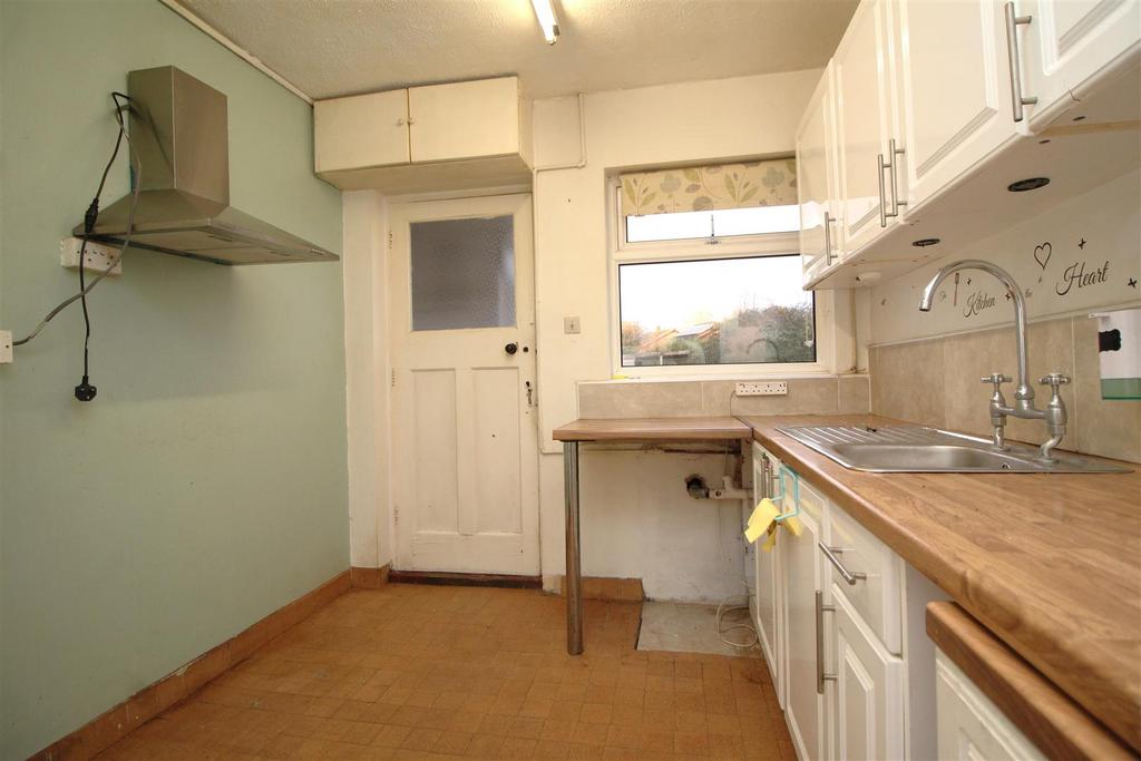 Kitchen .JPG