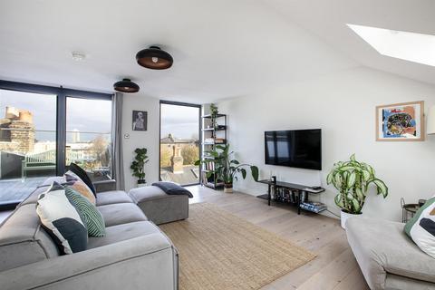 2 bedroom flat for sale, Denman Road, Peckham, SE15