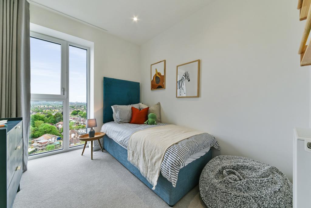 Child's bedroom or work from home space