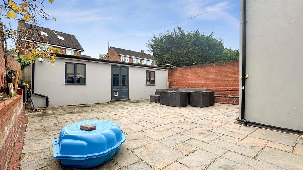 Garden / Annexe