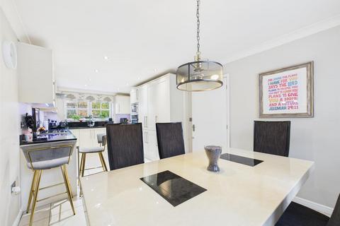 4 bedroom detached house for sale, Cooks Road, Aylesbury HP19