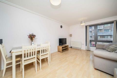 1 bedroom flat for sale, Victoria Road, London W3