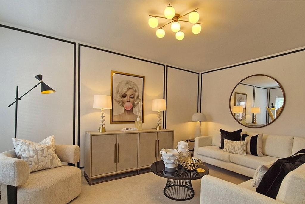 Example Lounge