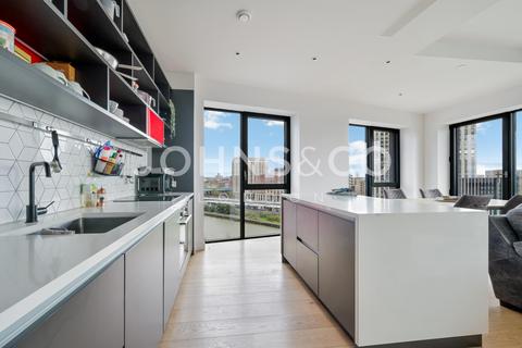 2 bedroom apartment to rent, Echo House, London City Island, London, E14