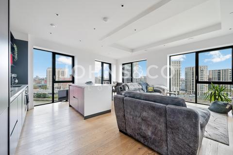 2 bedroom apartment to rent, Echo House, London City Island, London, E14