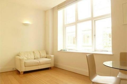 1 bedroom apartment to rent, Kingsway Square, Battersea Park SW11