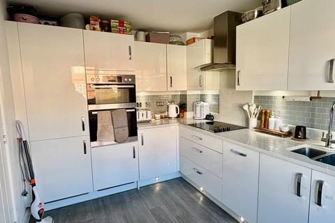 3 bedroom semi-detached house for sale, Stafford Way, Market Harborough LE16