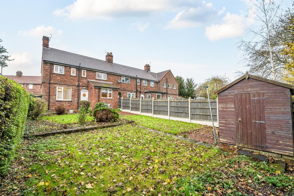 Rear garden 3.jpg