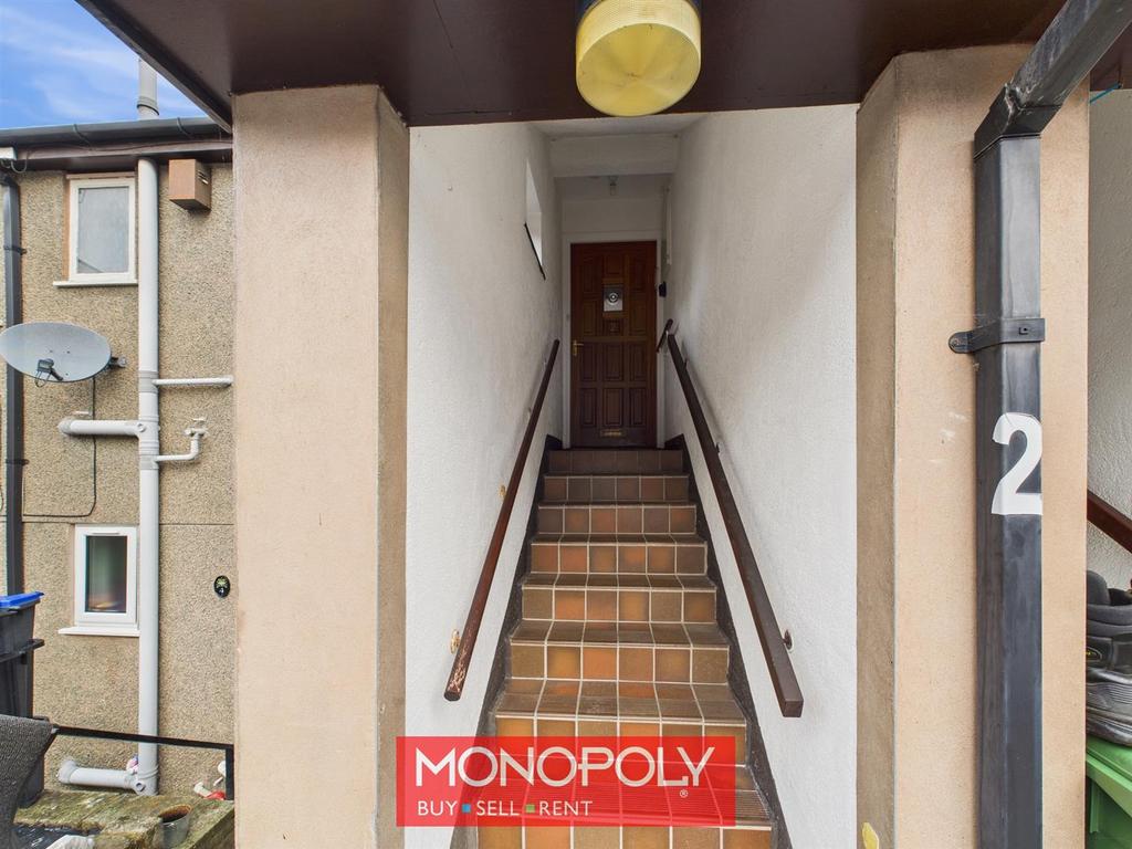 Access & Entrance Hall
