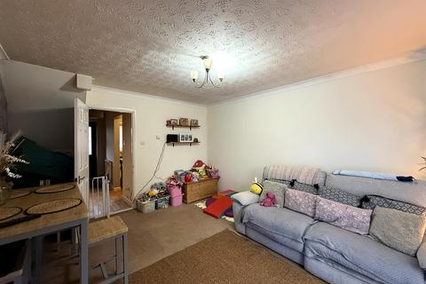 undefined, Magnolia Court