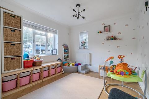 undefined, Prospect Avenue, Farnborough GU14
