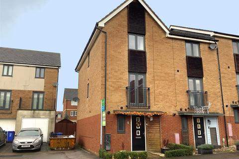 undefined, Turner Close, Brough